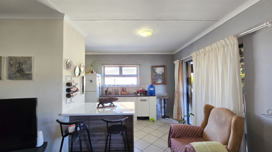 3 Bedroom Property for Sale in Kidds Beach Eastern Cape